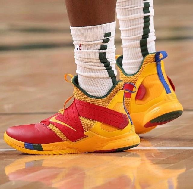 前Astralis教练casle完成转行，担任赛马场新任赛道经理（Astralis前教练casle跨界出任赛马场赛道经理）